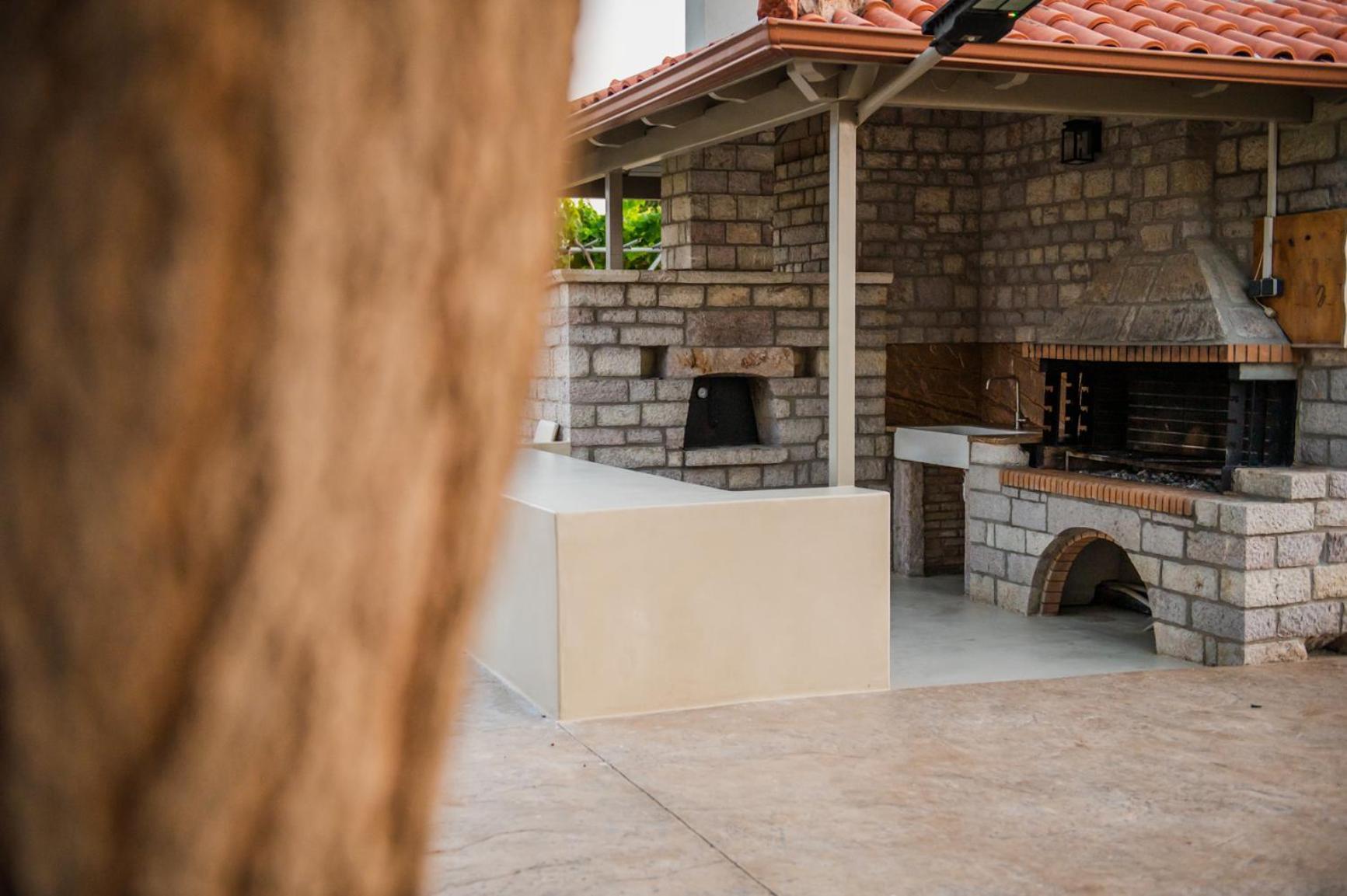 Terra Helios Suites & Studios Kyparissia Bagian luar foto