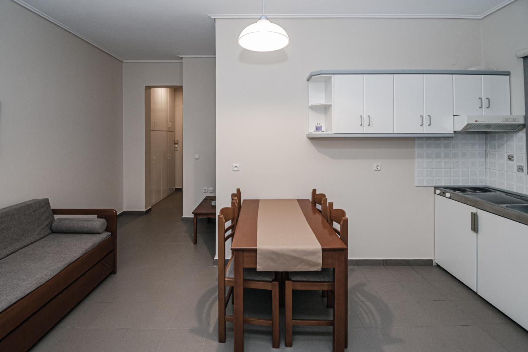 Terra Helios Suites & Studios Kyparissia Ruang foto